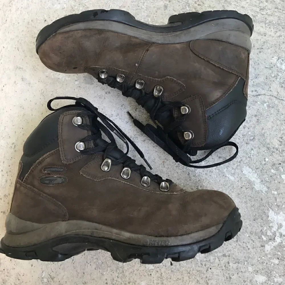 Hi-Tec hiking boots - Picture 1 of 4
